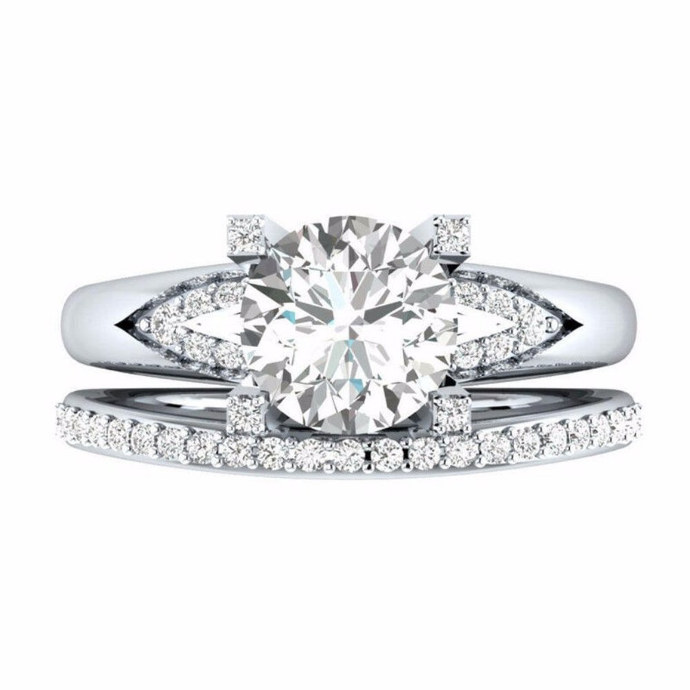 Elegant 925 Silver Round Cut White Sapphire Ring - Picture 3 of 5